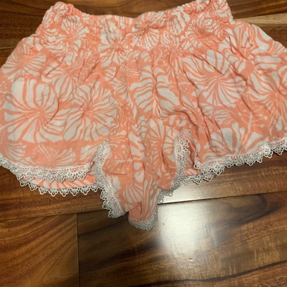 Hawai’i shorts - Picture 2 of 3